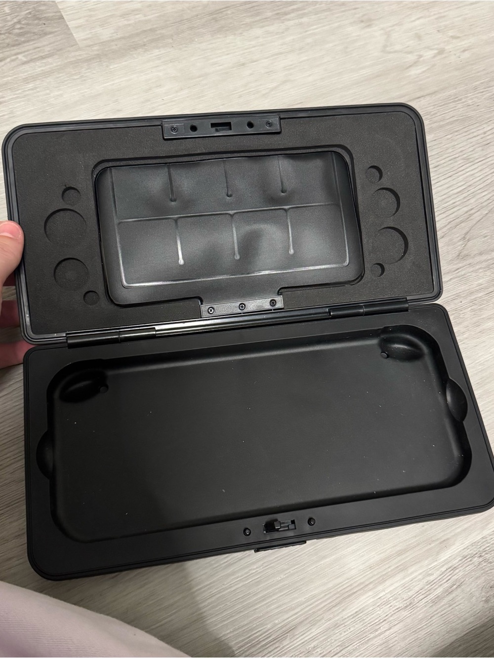 Nintendo Switch Carrying Case with Game Storage